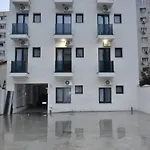 Sunrise Hotel